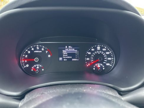 Used 2022 Kia Soul LX image 29