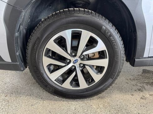 Used 2023 Subaru Outback Premium AWD/4WD image 26