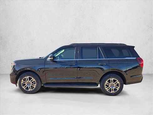 New 2026 Ford Expedition Active RWD image 5