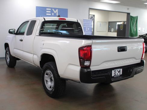 Used 2021 Toyota Tacoma SR image 7