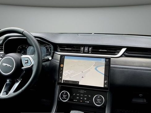 Used 2023 Jaguar F-PACE S AWD/4WD image 11