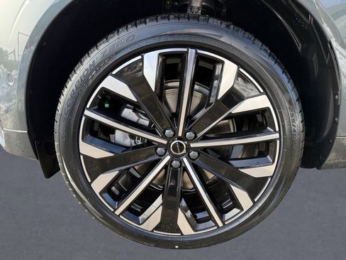 New 2026 Volvo XC60 B5 Ultra w/ Climate Package image 8