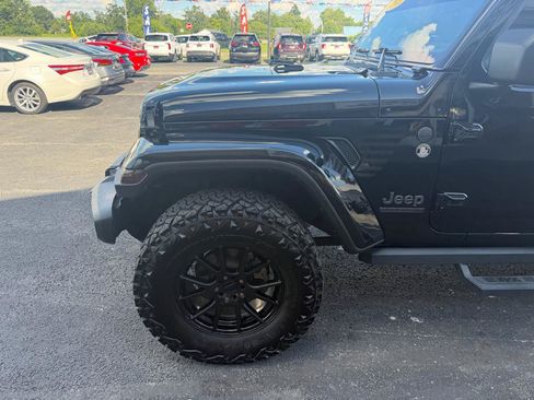 Used 2021 Jeep Gladiator Sport w/ Quick Order Package 24Q 80Th AWD/4WD image 11