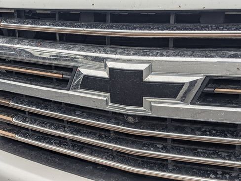 Used 2021 Chevrolet Silverado 1500 High Country w/ Technology Package image 11