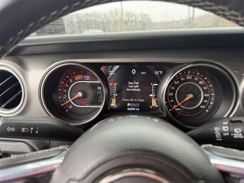 Certified 2022 Jeep Wrangler Unlimited Sahara image 17