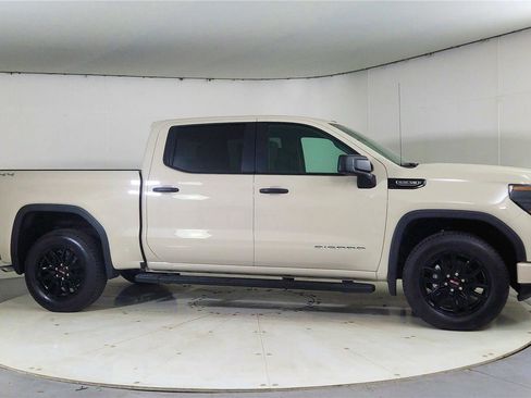 New 2026 GMC Sierra 1500 Pro w/ Graphite Edition image 8