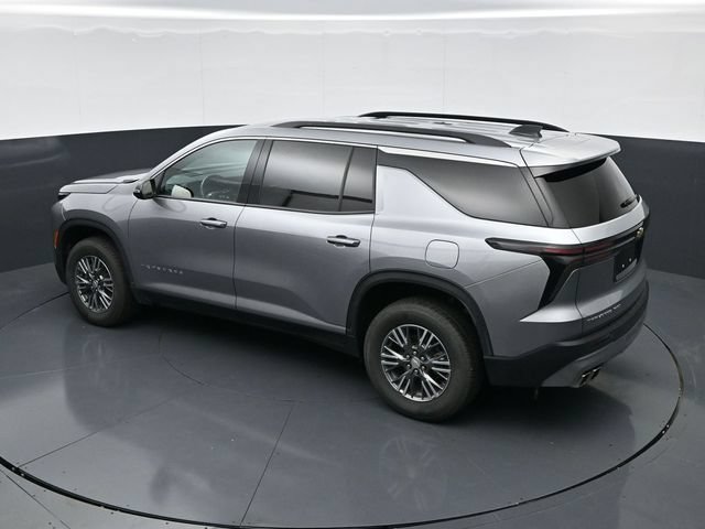 Used 2025 Chevrolet Traverse LT AWD/4WD image 44