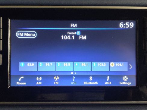 Used 2025 Nissan Versa SV FWD image 25