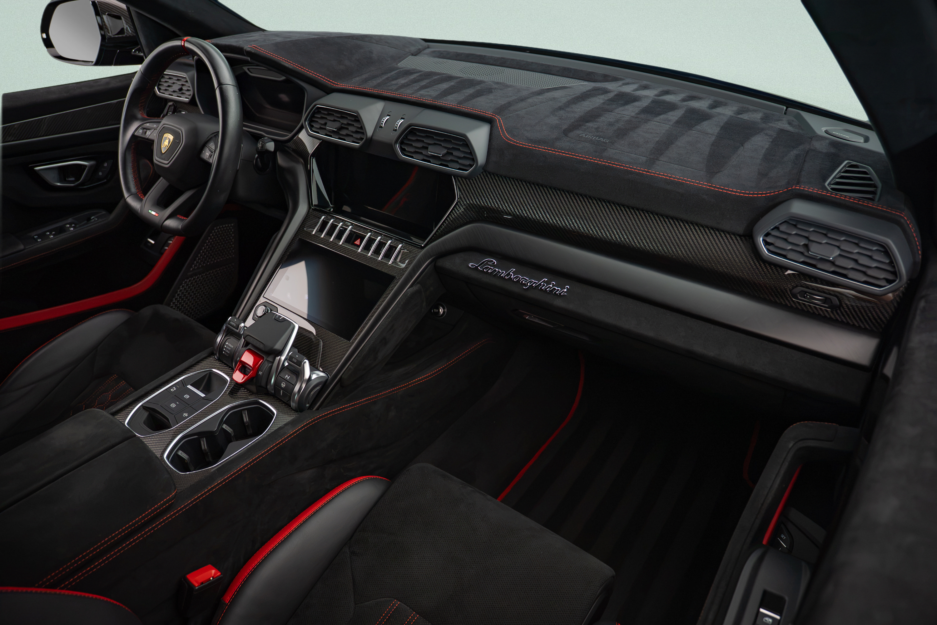 Used 2023 Lamborghini Urus Performante AWD/4WD image 8