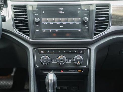 Used 2019 Volkswagen Atlas SE w/ Towing Package FWD image 29