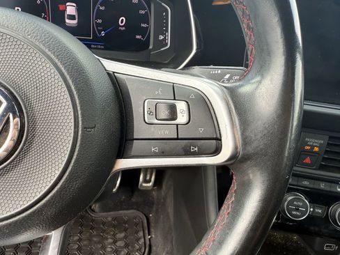 Used 2019 Volkswagen Jetta GLI Autobahn image 14