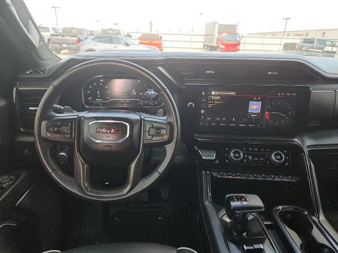 Used 2024 GMC Sierra 1500 AT4X AWD/4WD image 11
