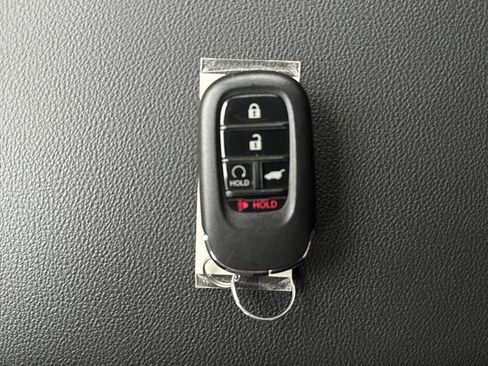 Certified 2025 Honda CR-V EX image 24