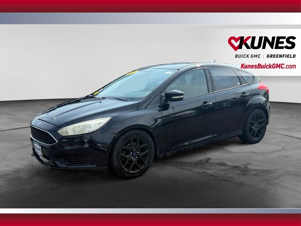 Used 2016 Ford Focus SE w/ Equipment Group 201A FWD image 4