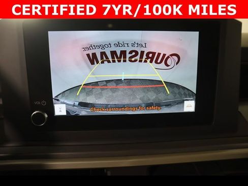 Used 2025 Toyota Tacoma SR5 AWD/4WD image 21