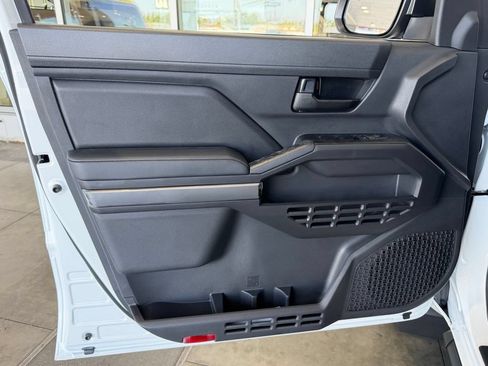 New 2026 Toyota Tacoma SR5 AWD/4WD image 15