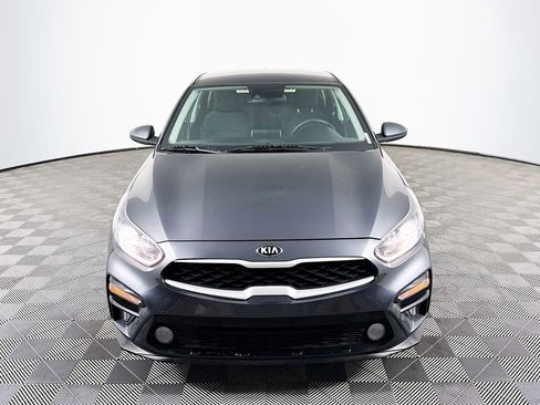 Used 2021 Kia Forte LXS image 2