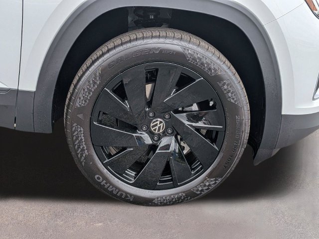 New 2026 Volkswagen Atlas SE FWD image 11