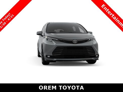New 2026 Toyota Sienna XLE Woodland Edition image 16