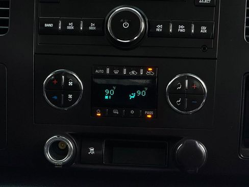 Used 2011 Chevrolet Silverado 1500 1HY image 18