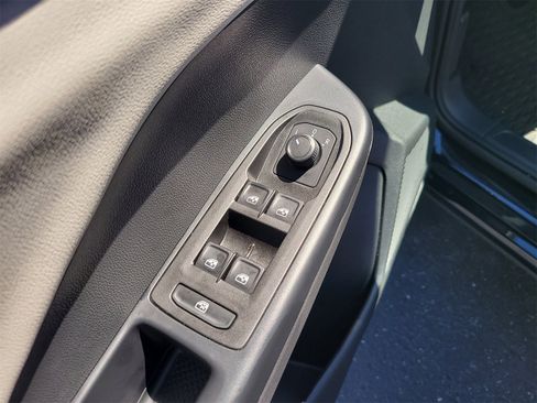 Certified 2025 Volkswagen Taos S image 16