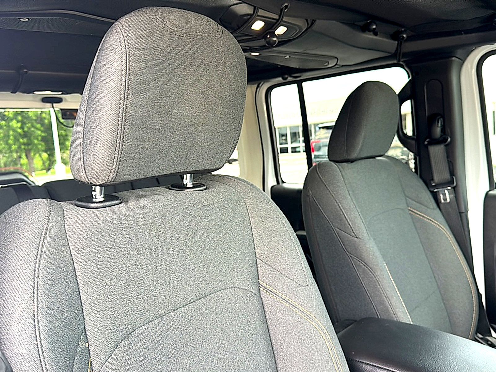 Used 2024 Jeep Wrangler Unlimited Sport AWD/4WD image 24