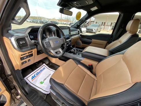 Used 2022 Ford F150 Lariat image 12