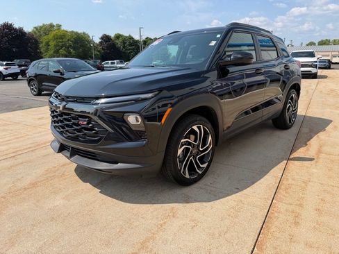 Used 2024 Chevrolet TrailBlazer RS w/ Convenience Package AWD/4WD image 7