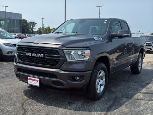 Used 2022 RAM 1500 Big Horn AWD/4WD image 2