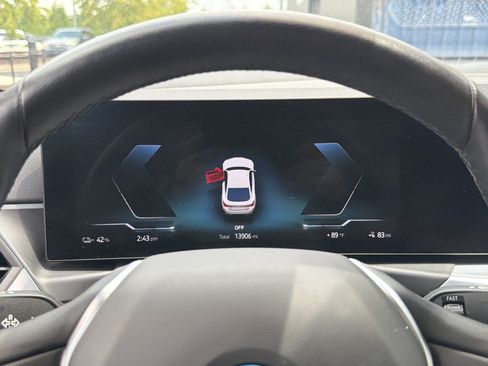 Used 2023 BMW i4 eDrive40 w/ Premium Package RWD image 10