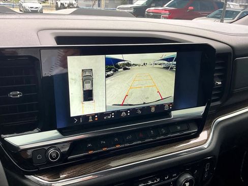 Used 2024 Chevrolet Silverado 1500 LT Trail Boss w/ Convenience Package II AWD/4WD image 26