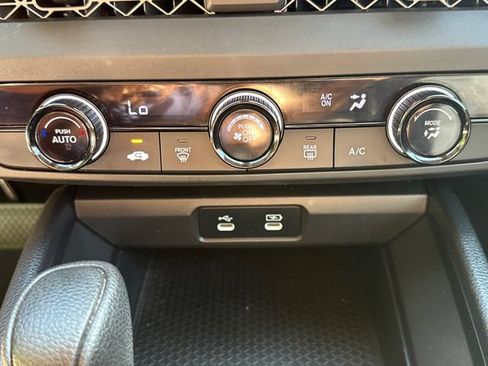 Used 2025 Honda Accord LX image 28