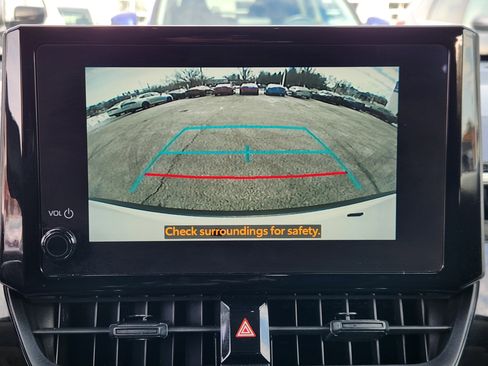 Used 2023 Toyota Corolla Cross LE image 13