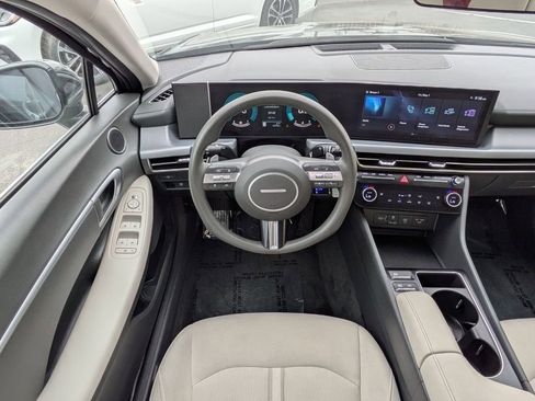 Used 2025 Hyundai Sonata SEL FWD image 28
