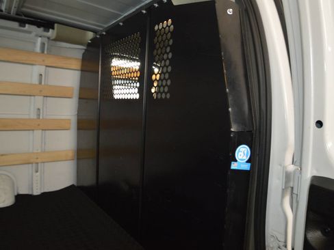 Used 2024 Chevrolet Express 2500 w/ Driver Convenience Package image 10