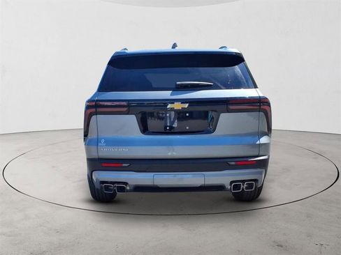 New 2026 Chevrolet Traverse LT w/ LPO, Floor Liner Package image 6