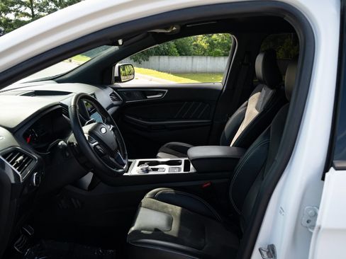 Used 2023 Ford Edge ST AWD/4WD image 14