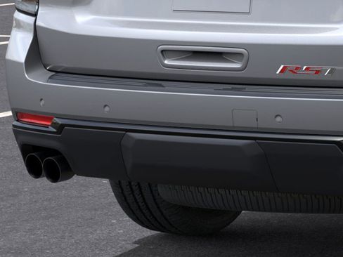 New 2026 Chevrolet Suburban RST image 16