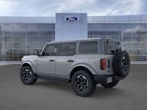 New 2026 Ford Bronco Outer Banks AWD/4WD image 4