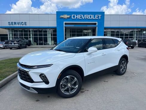 New 2026 Chevrolet Blazer LT w/ LPO, Floor Liner Package FWD image 2
