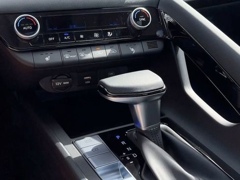 Used 2025 Hyundai Elantra SEL w/ Cargo Package image 33