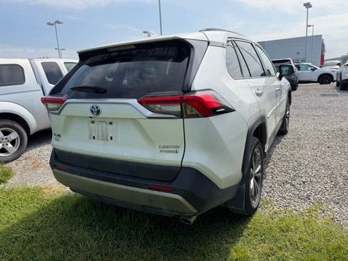 Used 2022 Toyota RAV4 Limited w/ Limited Grade Weather Package AWD/4WD image 2