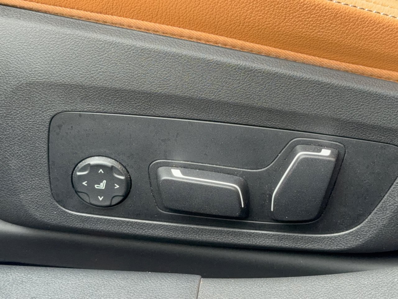 Certified 2024 BMW i4 eDrive35 w/ Convenience Package RWD image 16