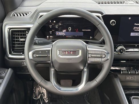 New 2026 GMC Canyon Elevation image 7