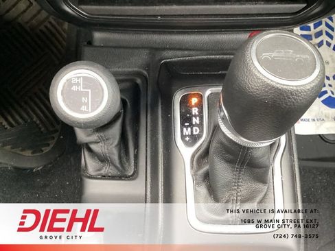 Used 2023 Jeep Gladiator Sport AWD/4WD image 24