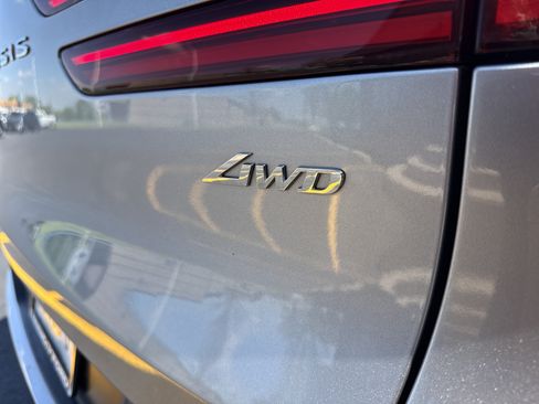 Used 2025 Genesis GV70 2.5T AWD/4WD image 26