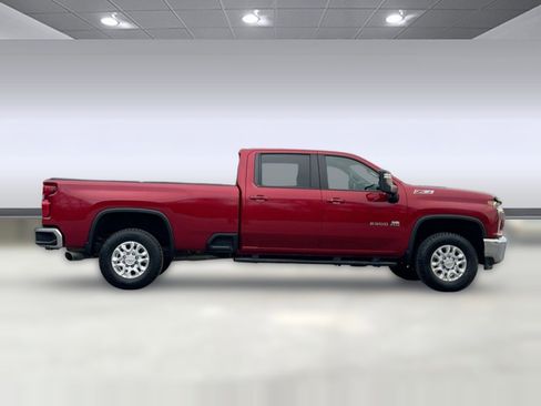 Used 2022 Chevrolet Silverado 2500 LT w/ Convenience Package image 8