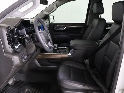 Used 2024 Chevrolet Silverado 1500 RST w/ Convenience Package II image 24