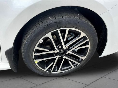 New 2026 Toyota Camry XLE AWD/4WD image 12