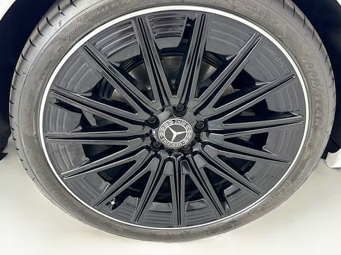 Certified 2025 Mercedes-Benz CLE 300 4MATIC Cabriolet image 29